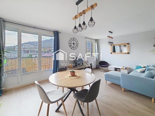 Tullins - Appartement T4 traversant de 66 m² avec petit balcon et caves