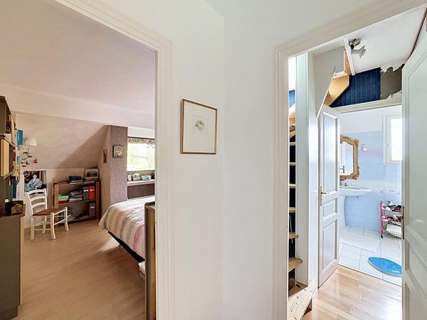 Maison familiale à vendre Langueux - Maison familiale avec six chambres au calme à proximité des commerces de Langueux !