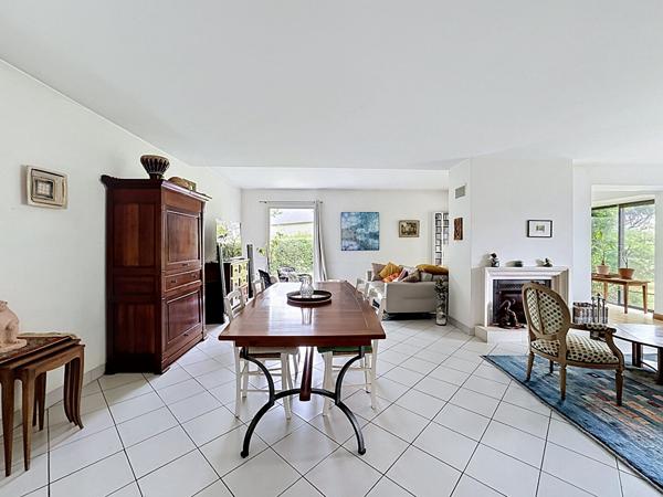 Maison familiale à vendre Langueux - Maison familiale avec six chambres au calme à proximité des commerces de Langueux !