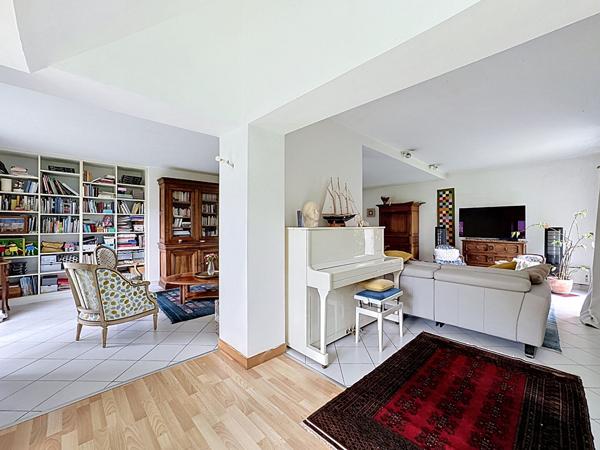 Maison familiale à vendre Langueux - Maison familiale avec six chambres au calme à proximité des commerces de Langueux !