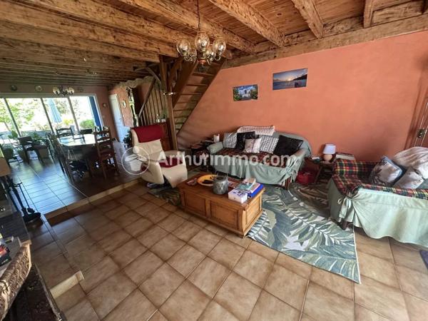 Vente Maison 7 pièces 169 m2 à Neuvic