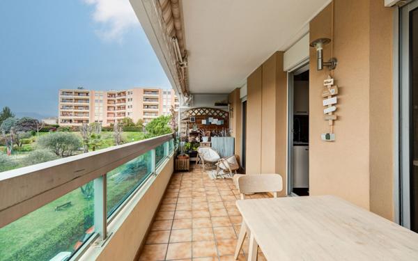 Appartement à vendre    4 pièces • 78 m2 Nice