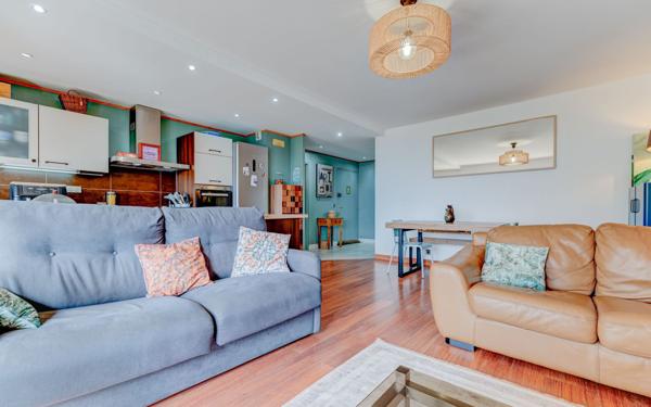 Appartement à vendre    4 pièces • 78 m2 Nice