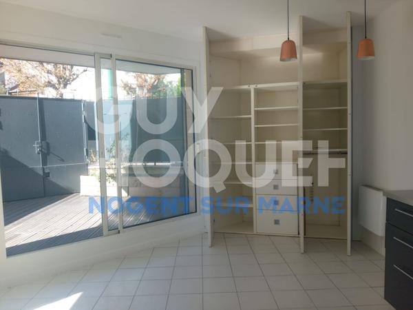 Centre-ville / Terrasse / Lumineux