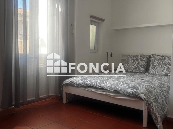 Location Studio meublé 26.98 m² - 39 RUE MICHEL DE BOURGES Toulon 83200