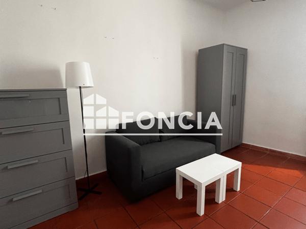 Location Studio meublé 26.98 m² - 39 RUE MICHEL DE BOURGES Toulon 83200