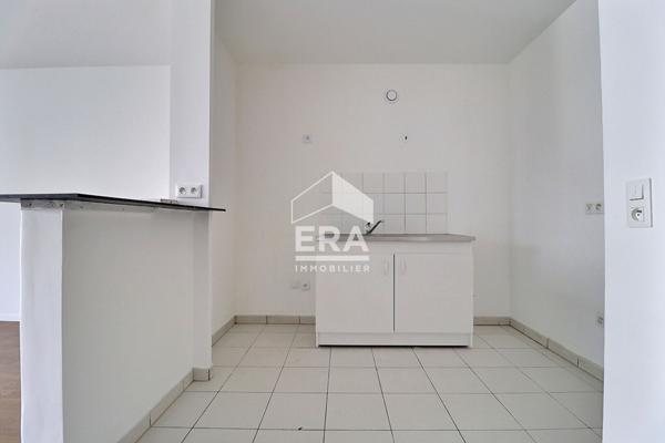 Appartement 4 pièces avec  Proximité RER D & Métro 14