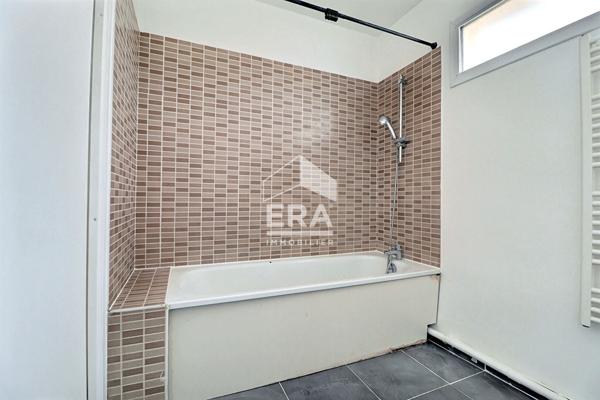 Appartement 4 pièces avec  Proximité RER D & Métro 14