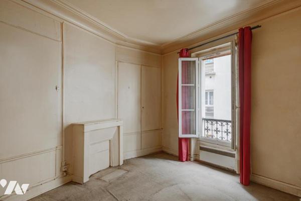 PARIS 19 / JAURÈS - APPARTEMENT 3 PIÈCES AVEC BALCON A RÉNOVER + CAVE