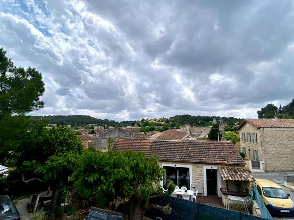 Maison Rognes 4 pièces 95 m2 sur 1000m2 de terrain.