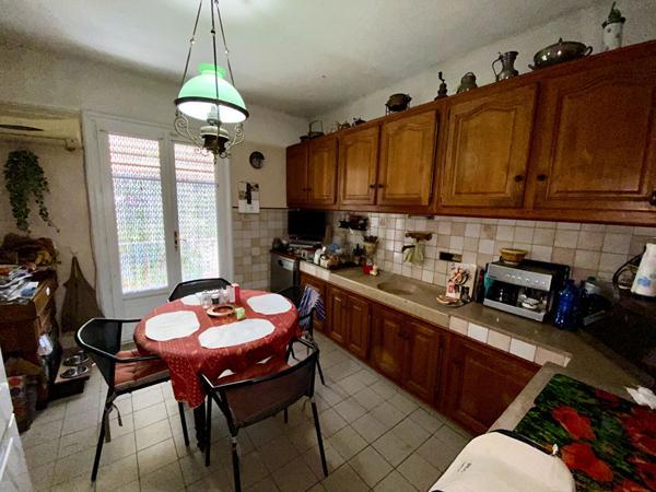 Maison Rognes 4 pièces 95 m2 sur 1000m2 de terrain.