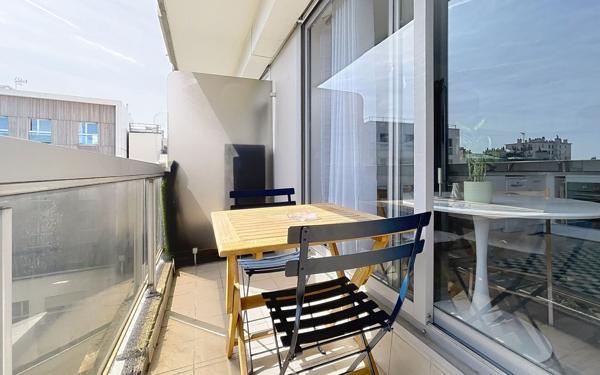 Appartement à vendre    1 pièce • 26,70 m2 Paris 12