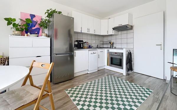Appartement à vendre    1 pièce • 26,70 m2 Paris 12