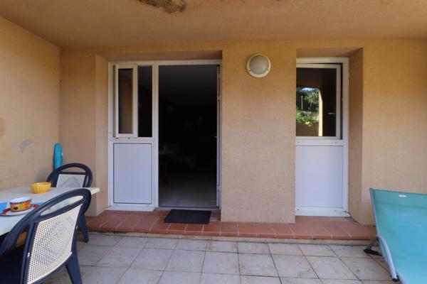 Agréable T2 dans résidence de tourisme 3 étoiles à SERRA DI FERRO (2A).