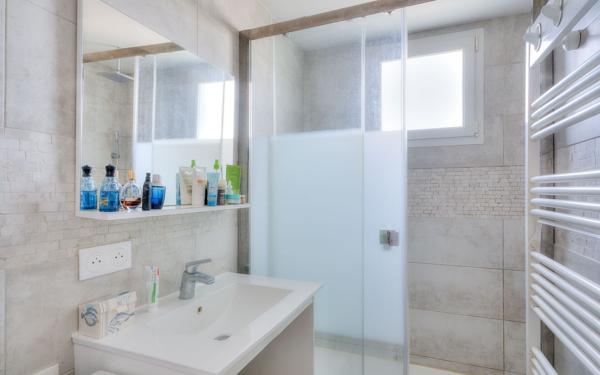 Appartement à vendre    5 pièces • 79,60 m2 Sèvres