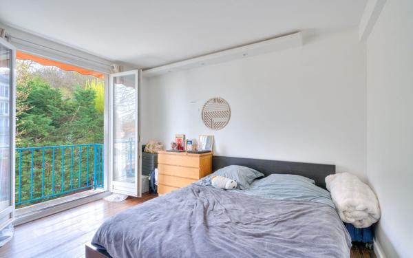 Appartement à vendre    5 pièces • 79,60 m2 Sèvres