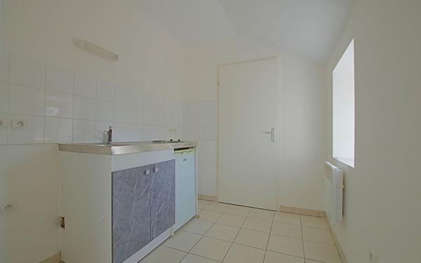 Appartement à louer    2 pièces •  Roye