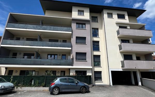 Appartement à vendre    3 pièces • 69,21 m2 Pont-de-Chéruy