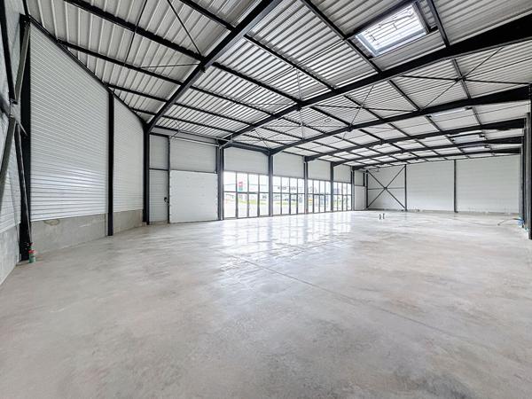 Location local commercial Vesoul - 240 m² - 1 900 €/mois