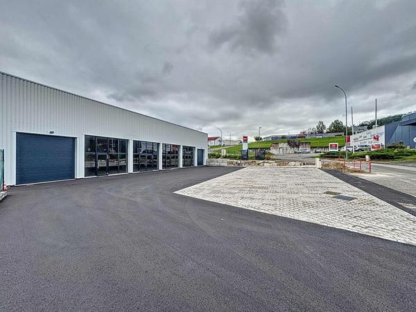 Location local commercial Vesoul - 240 m² - 1 900 €/mois