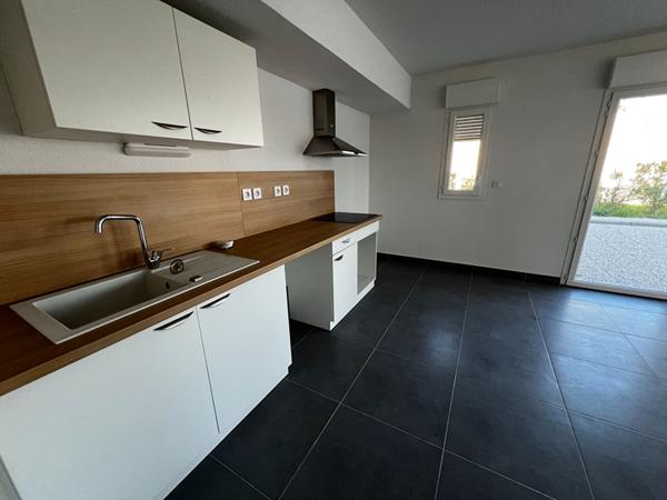 A VENDRE à MONTEUX Appartement Monteux 4 pièce(s) 92.7 m2