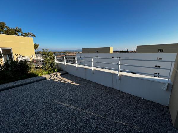 A VENDRE à MONTEUX Appartement Monteux 4 pièce(s) 92.7 m2