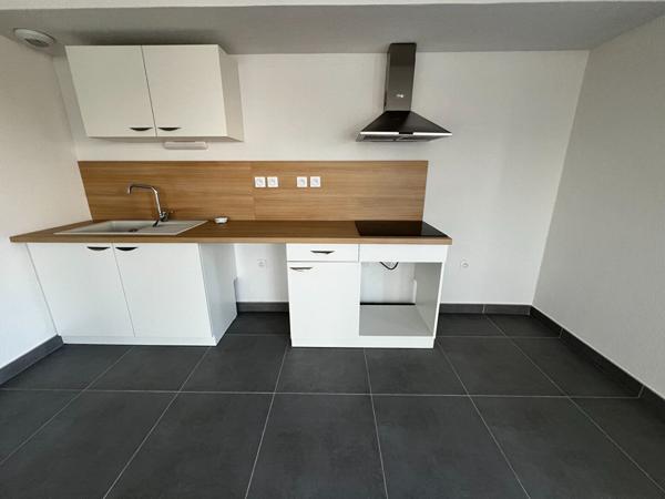 A VENDRE à MONTEUX Appartement Monteux 4 pièce(s) 92.7 m2