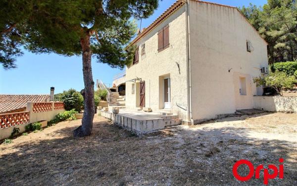 Maison à vendre    6 pièces • 181,50 m2 Martigues