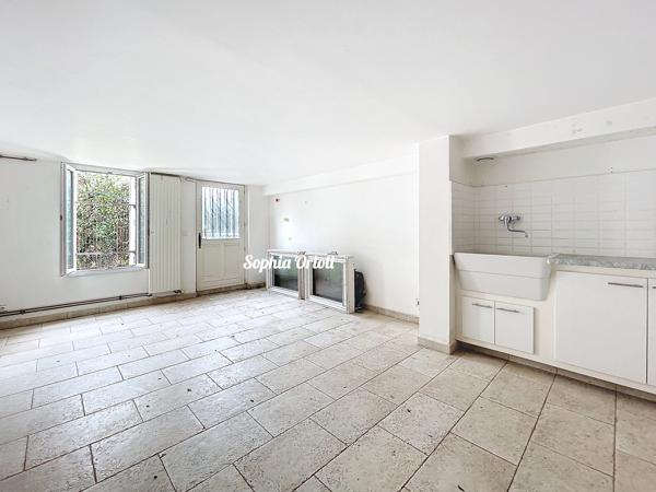 Immeuble 10 pièces - 196 m² Exclusivité efficity