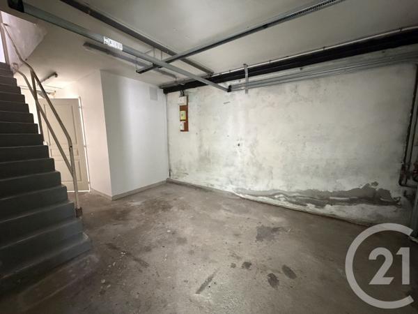 Appartement F5 à vendre  5 pièces - 129,20 m 2   ROYAN  - 17
