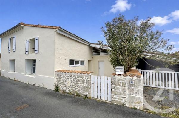 Appartement F5 à vendre  5 pièces - 129,20 m 2   ROYAN  - 17