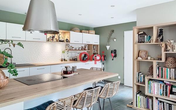 Maison à vendre    5 pièces •  Surzur