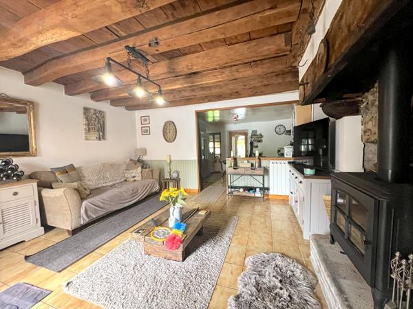 Maison à vendre à La Celle-Dunoise (23800) - Creuse