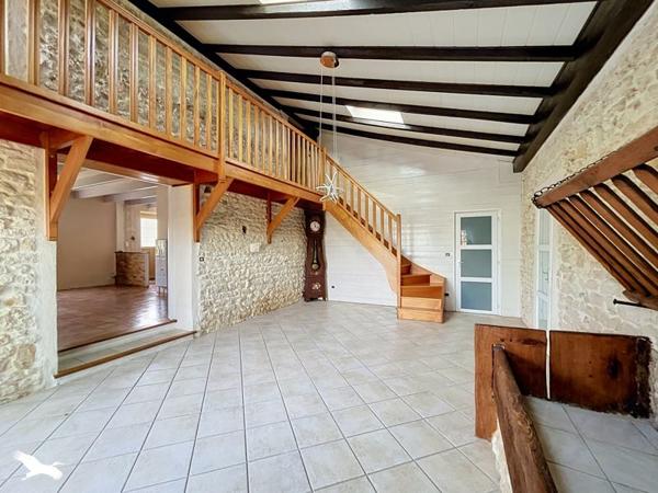 Maison à vendre 348 000 € Médis 6 p 165 m² DPE D