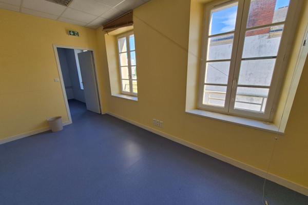 Maison à vendre - 25 pièces - 770 m² JOSSELIN (56120)