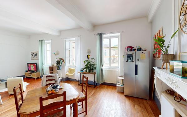 Appartement à louer    4 pièces • 112,18 m2 Jambles