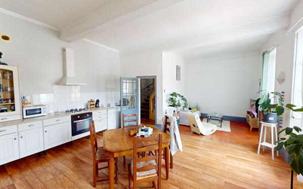 Appartement à louer    4 pièces • 112,18 m2 Jambles