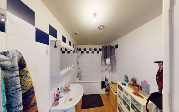 Appartement à louer    4 pièces • 112,18 m2 Jambles