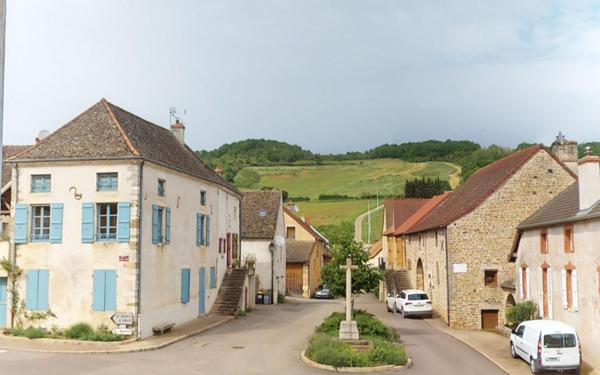 Appartement à louer    4 pièces • 112,18 m2 Jambles