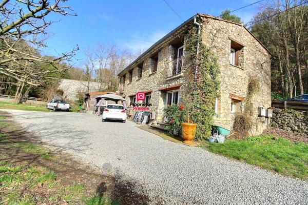 Mas rénové 180 m² à Saint Hippolyte Du Fort