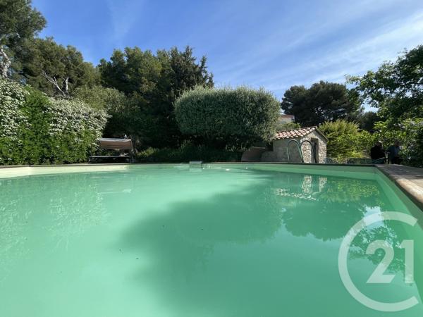 Maison à vendre  11 pièces - 249 m2 MARSEILLE - 13015