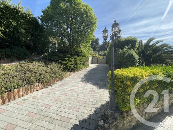 Maison à vendre  11 pièces - 249 m2 MARSEILLE - 13015