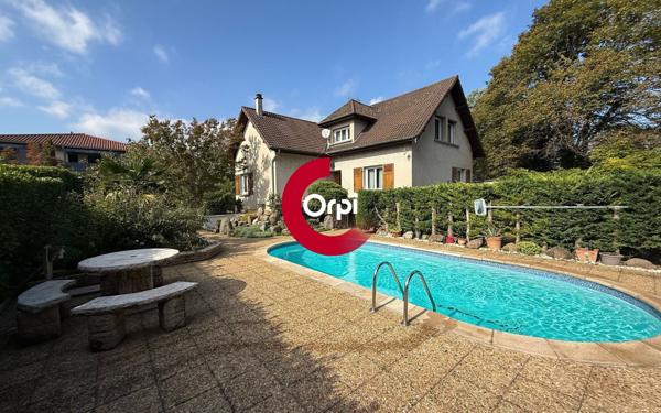 Maison à vendre    4 pièces •  Vienne