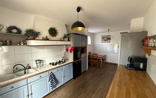 Maison à vendre    4 pièces •  Vienne