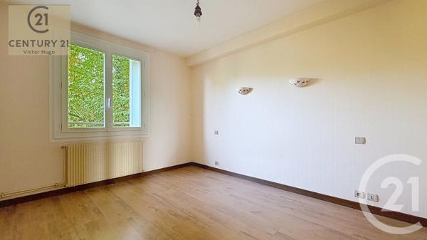 Appartement F3 à vendre  3 pièces - 62,04 m 2   LIMOGES  - 87