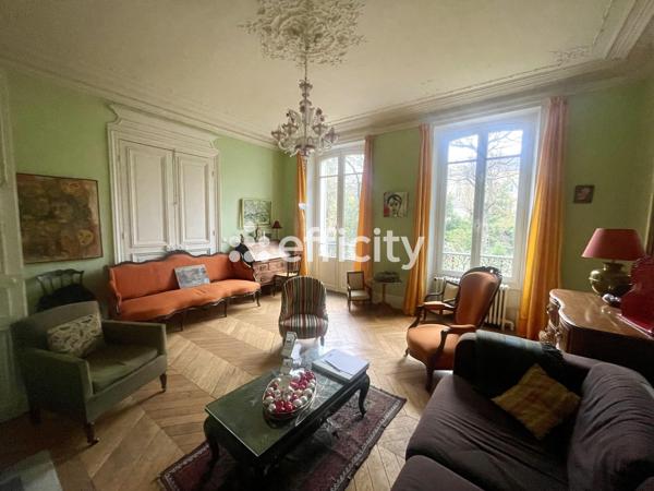 Appartement 8 pièces - 167 m² Exclusivité efficity