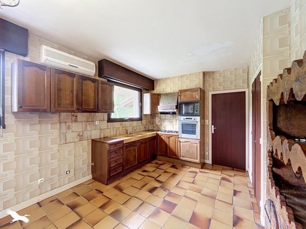 Maison 234 300 € Aire-sur-l'Adour 5 p 167 m² DPE D