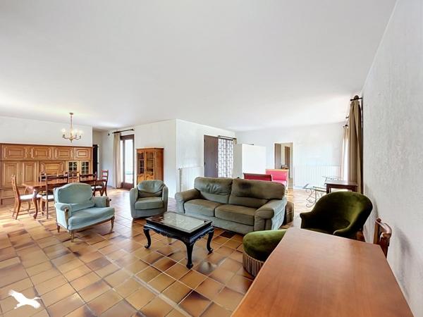 Maison 234 300 € Aire-sur-l'Adour 5 p 167 m² DPE D
