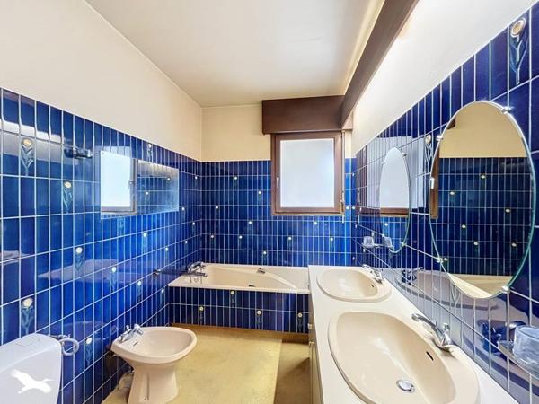 Maison 234 300 € Aire-sur-l'Adour 5 p 167 m² DPE D