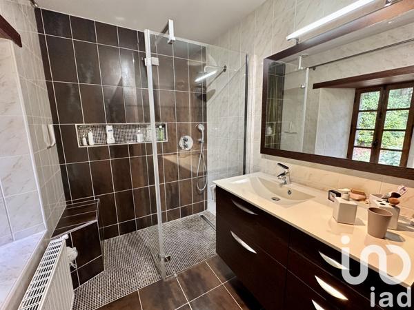 Maison à vendre 7 pièces 168 m² Hauteville-la-Guichard